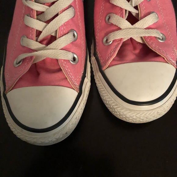Converse - Picture 2 of 5